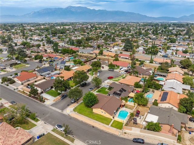 9771 Kaiser Court, Fontana, CA 92335