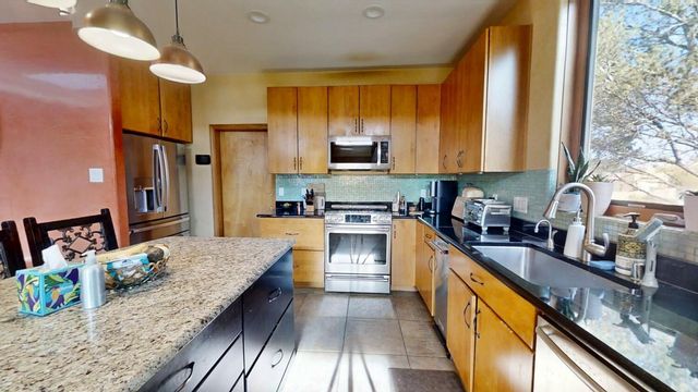 7722 Cedar Canyon Court NE, Albuquerque, NM 87122