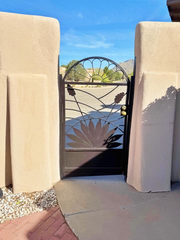 7722 Cedar Canyon Court NE, Albuquerque, NM 87122