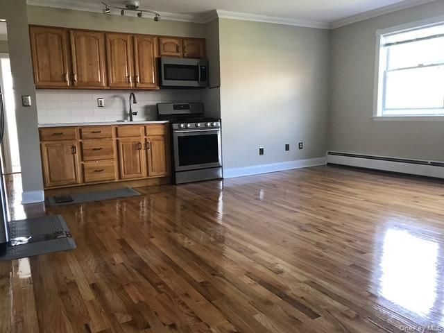 233 N Middletown Road D, Pearl River, NY 10965