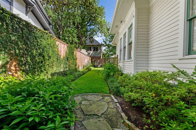 1506 Indiana Street, Houston, TX 77006