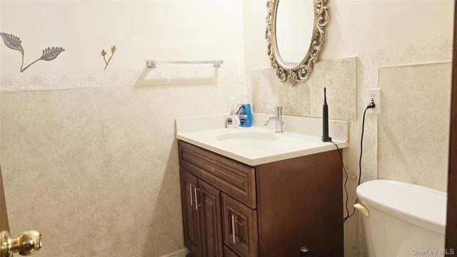 48-37 192nd Street, Fresh Meadows, NY 11365