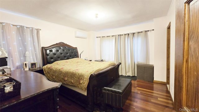 48-37 192nd Street, Fresh Meadows, NY 11365