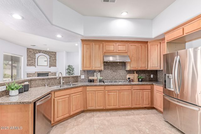 2646 E BARTLETT Place, Chandler, AZ 85249