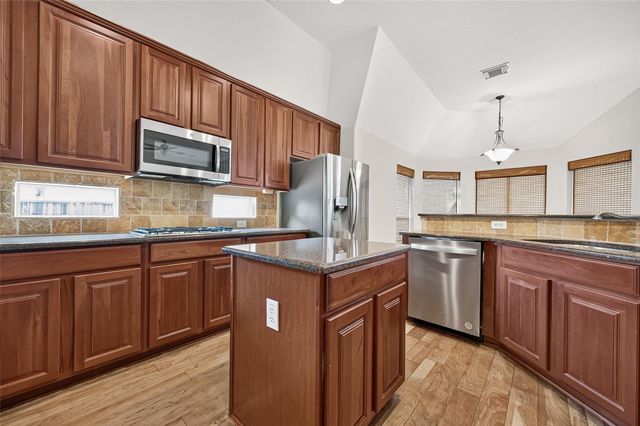 5242 Fountainbrook Lane, Sugar Land, TX 77479
