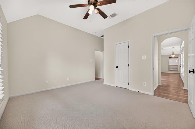 5242 Fountainbrook Lane, Sugar Land, TX 77479