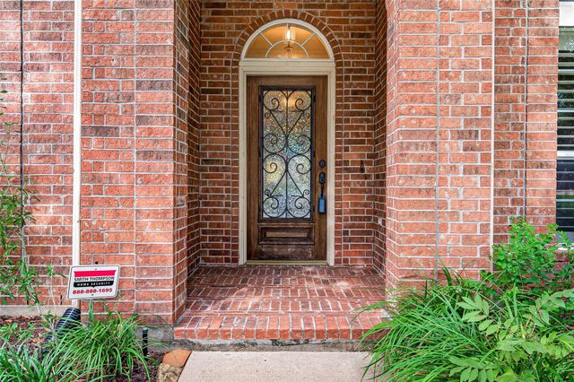 5242 Fountainbrook Lane, Sugar Land, TX 77479