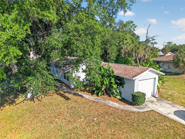 2025 BARKSDALE STREET, Port Charlotte, FL 33948
