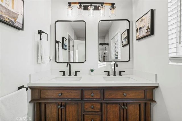 10228 Amestoy, Northridge, CA 91325