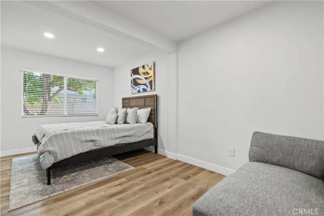 10228 Amestoy, Northridge, CA 91325