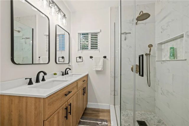 10228 Amestoy, Northridge, CA 91325