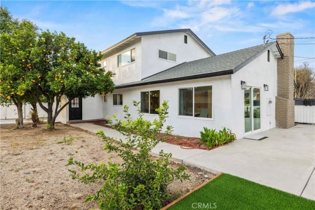 10228 Amestoy, Northridge, CA 91325