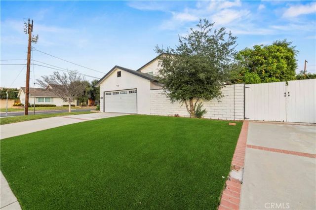 10228 Amestoy, Northridge, CA 91325
