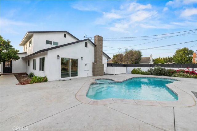 10228 Amestoy, Northridge, CA 91325