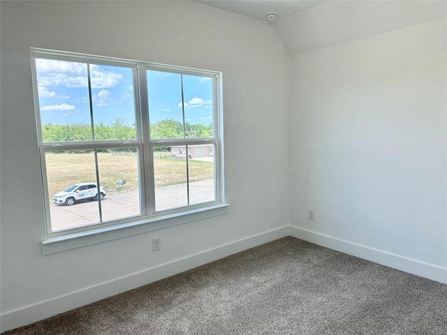 1432 Bluebonnet Boulevard, Gainesville, TX 76240