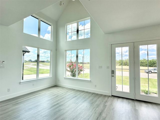 1432 Bluebonnet Boulevard, Gainesville, TX 76240