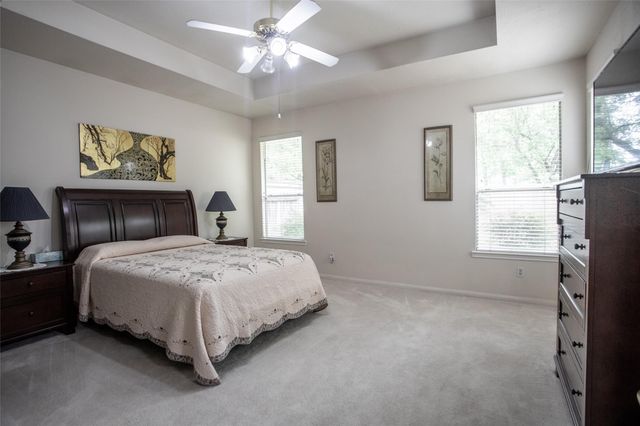 1727 Whispering Forest Drive, Kingwood, TX 77339
