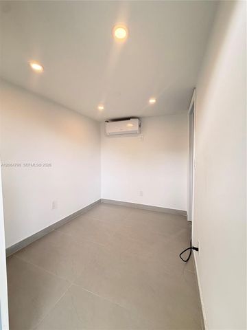 1899 NW 21st Street 8, Miami, FL 33142