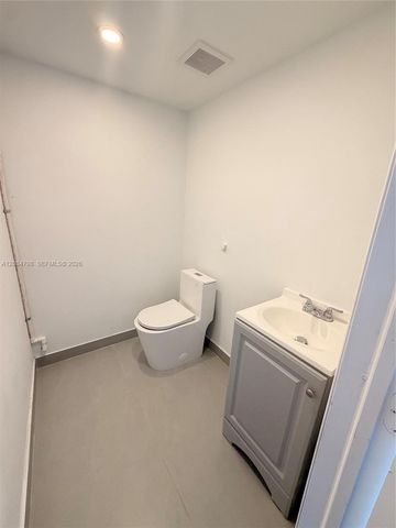 1899 NW 21st Street 8, Miami, FL 33142
