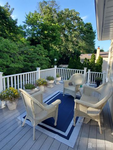 276 Crestwood Drive, Milltown, NJ 08850