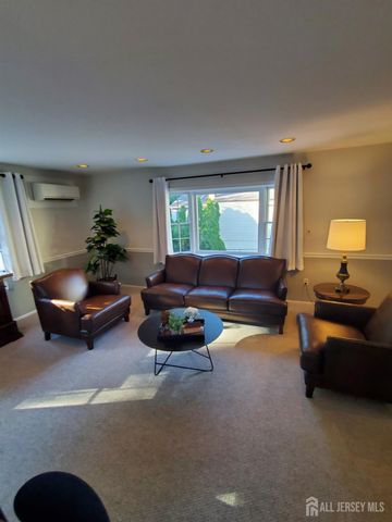 276 Crestwood Drive, Milltown, NJ 08850