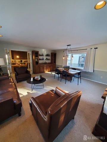 276 Crestwood Drive, Milltown, NJ 08850