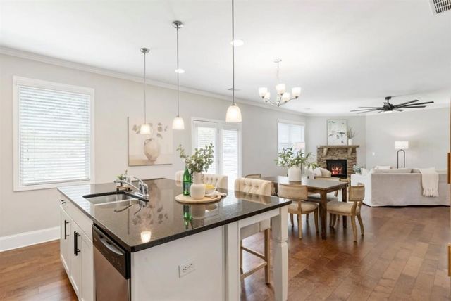 6734 Birch Bark Way, Flowery Branch, GA 30542