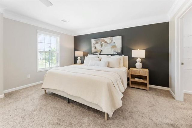 6734 Birch Bark Way, Flowery Branch, GA 30542