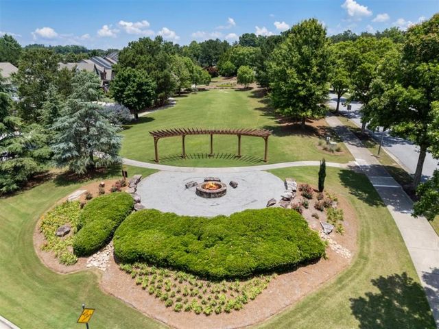6734 Birch Bark Way, Flowery Branch, GA 30542