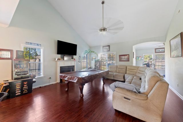 1407 Red Knot Court, Hanahan, SC 29410