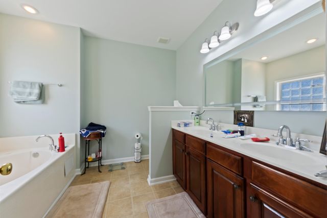 1407 Red Knot Court, Hanahan, SC 29410