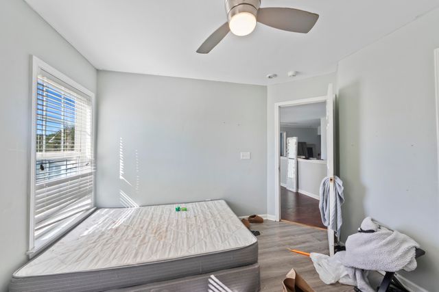 1407 Red Knot Court, Hanahan, SC 29410