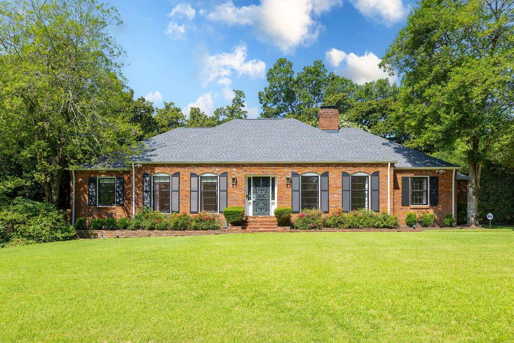 271 WAKEFIELD DR, Memphis, TN 38117