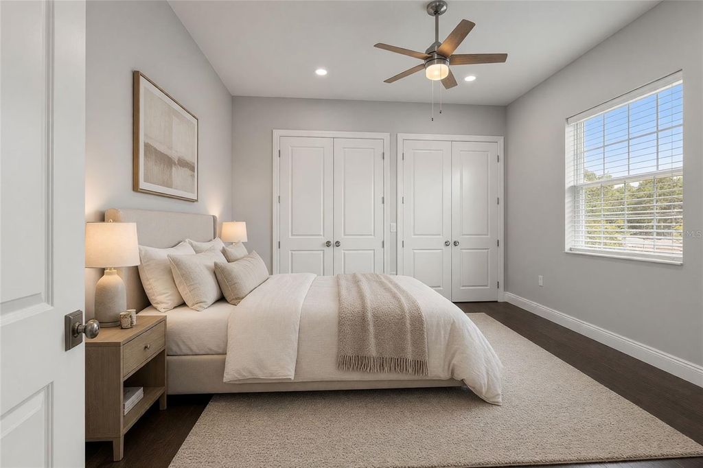 Image 34 of property listing at 3709 W DALE AVENUE, Tampa, FL 33609
