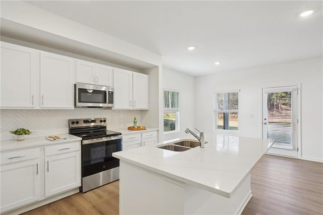 5321 Frontier Court, Flowery Branch, GA 30542