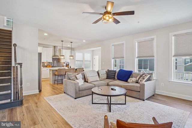 1318 MONOCACY CROSSING PKWY, Brunswick, MD 21716