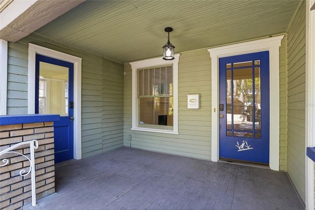 725 8TH STREET N, St Petersburg, FL 33701