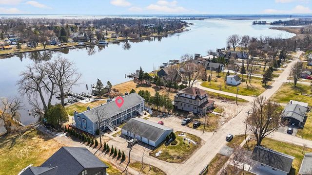 247 S 1ST STREET, Winneconne, WI 54986