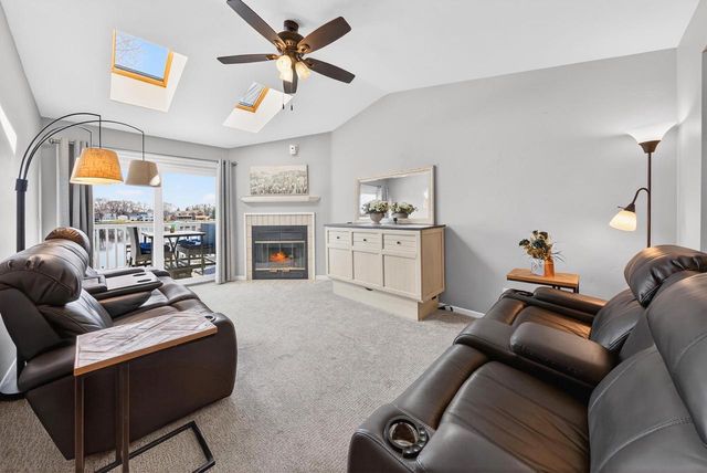 247 S 1ST STREET, Winneconne, WI 54986