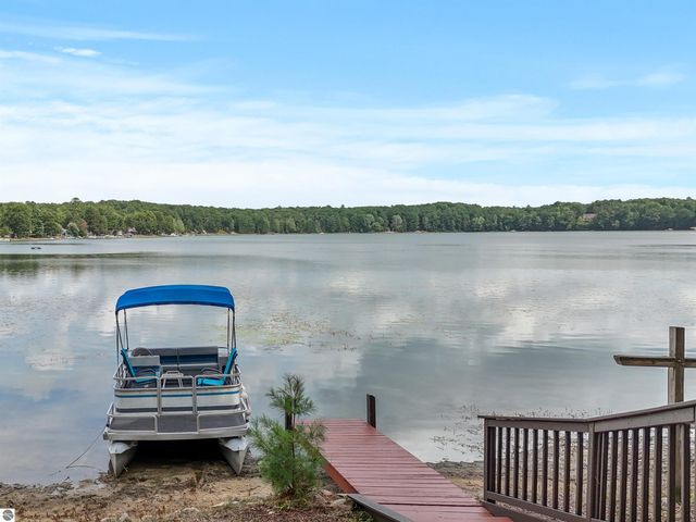 374 Island View Drive, Traverse City, MI 49696