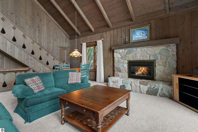 374 Island View Drive, Traverse City, MI 49696