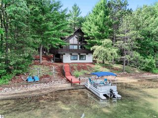 374 Island View Drive, Traverse City, MI 49696