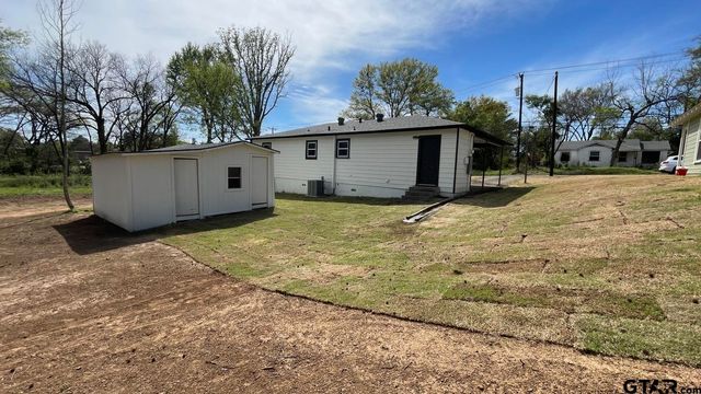 303 N Virginia Ave, Tyler, TX 75702