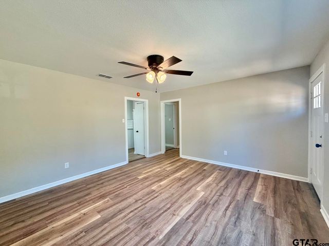 303 N Virginia Ave, Tyler, TX 75702