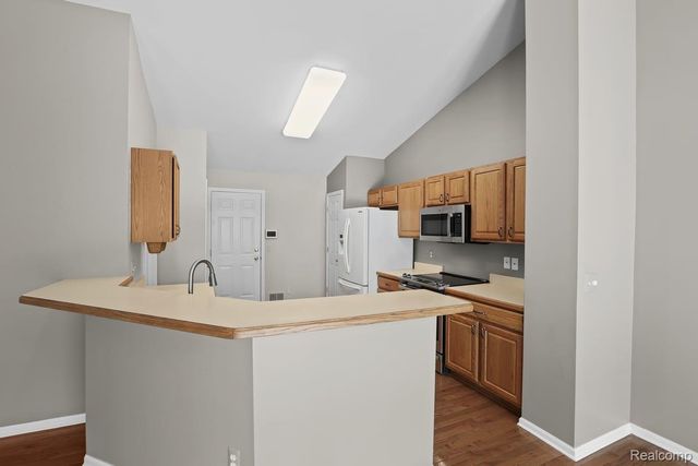 3415 Wall Street, Canton Charter Township, MI 48188