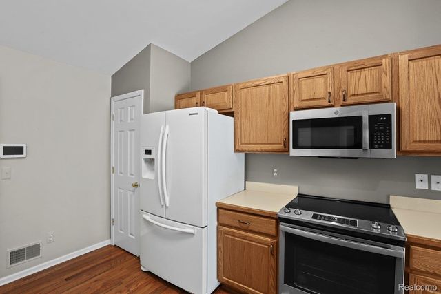 3415 Wall Street, Canton Charter Township, MI 48188