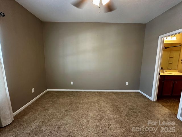 15808 Sharon Dale Drive, Davidson, NC 28036