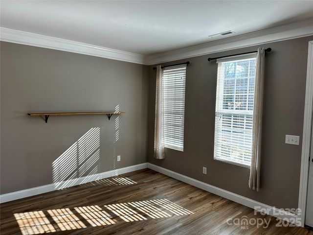 15808 Sharon Dale Drive, Davidson, NC 28036