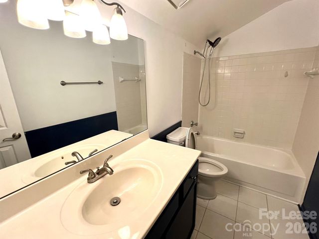 2209 Sumner Green Avenue I, Charlotte, NC 28203