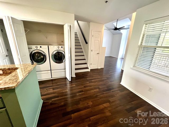 2209 Sumner Green Avenue I, Charlotte, NC 28203
